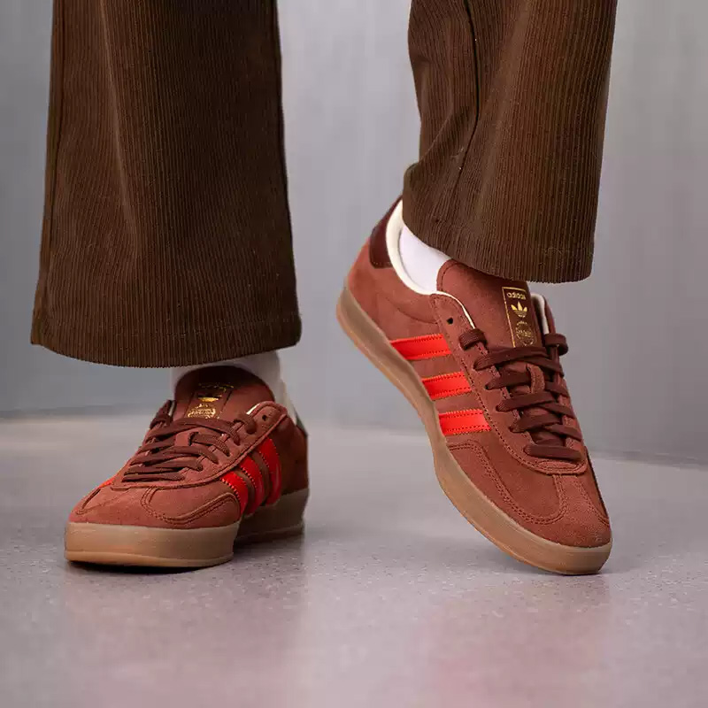 Adidas Shoes Gazelle - Adidas Zigzag Color-Contrast T-Head schoenen voor